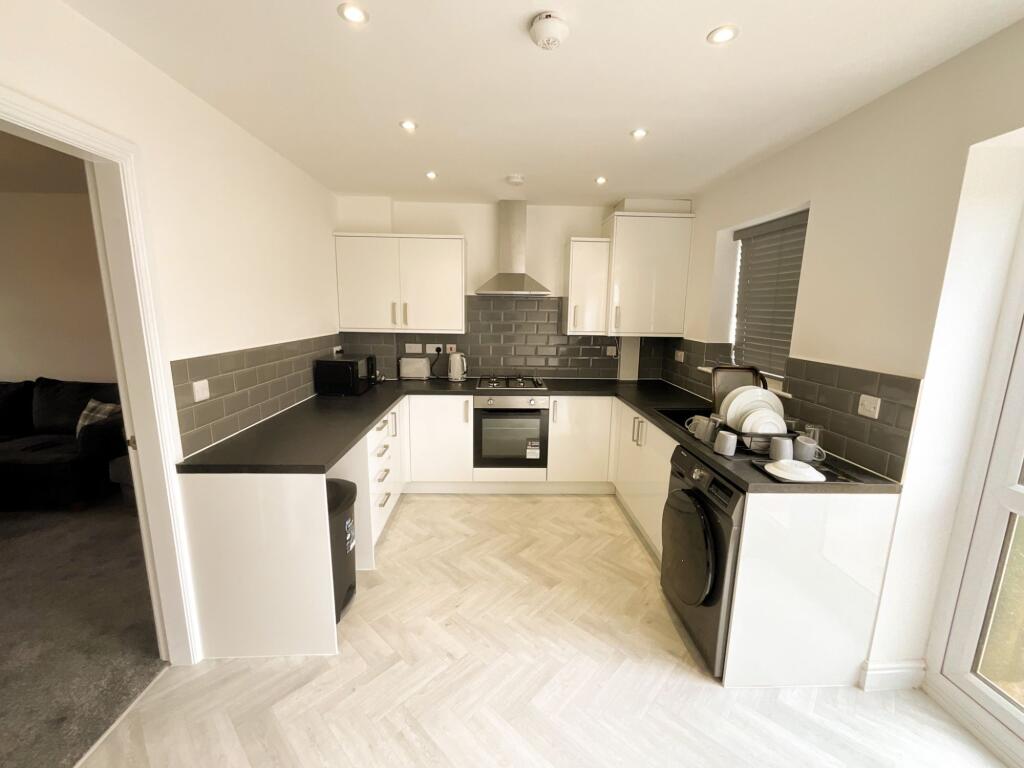 House in Doncaster - View 5