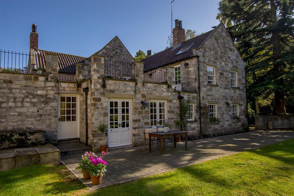 House in Rotherham, Stone, Maltby - View 4