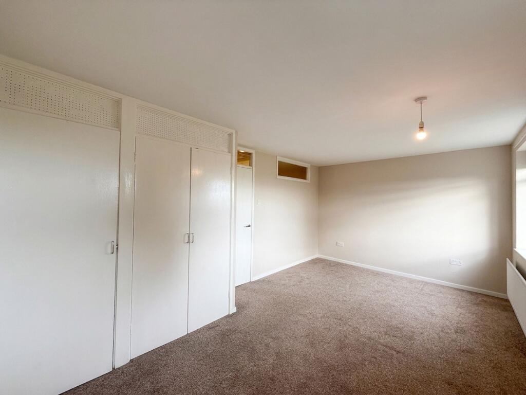 House in Newcastle upon Tyne - More