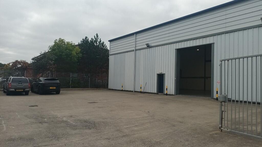 Unit 3 - Secure yard
