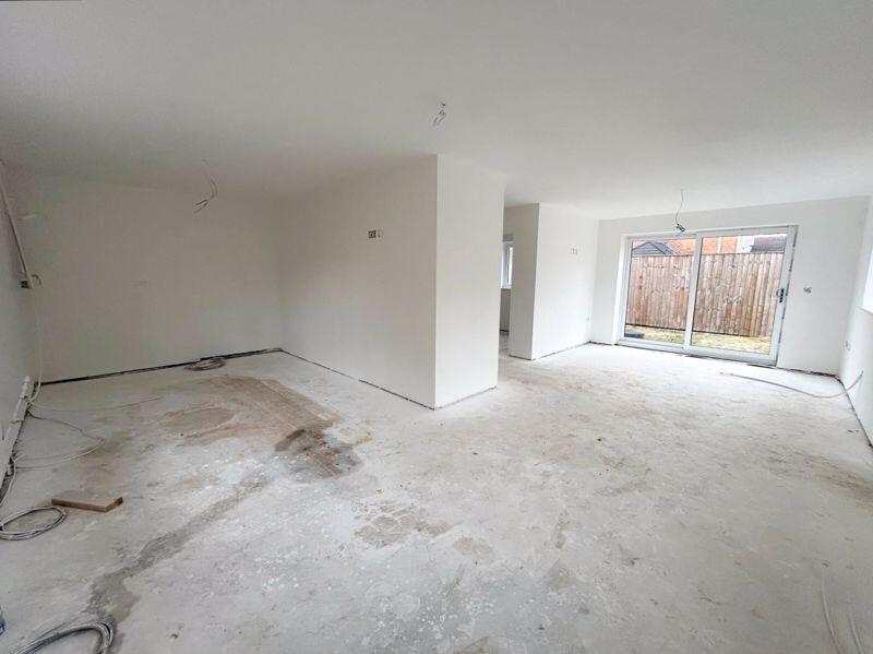 17 Roman Way photo 2