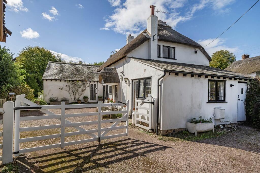 4-bed detached on Swan Hill Rd, Colyford, Colyton, £525,000