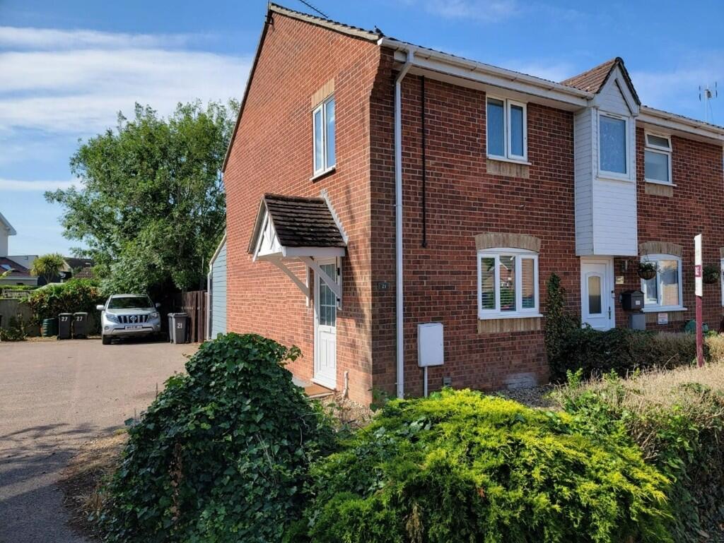 2-bed terraced on Foresters Walk, Barham, Ipswich, Suffolk, IP6, £205,000