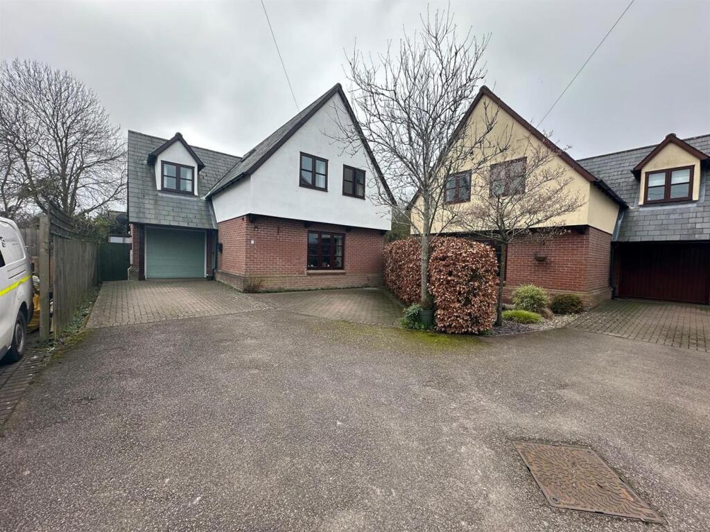 Main image of property: Oakfield Close, Bacton, Stowmarket