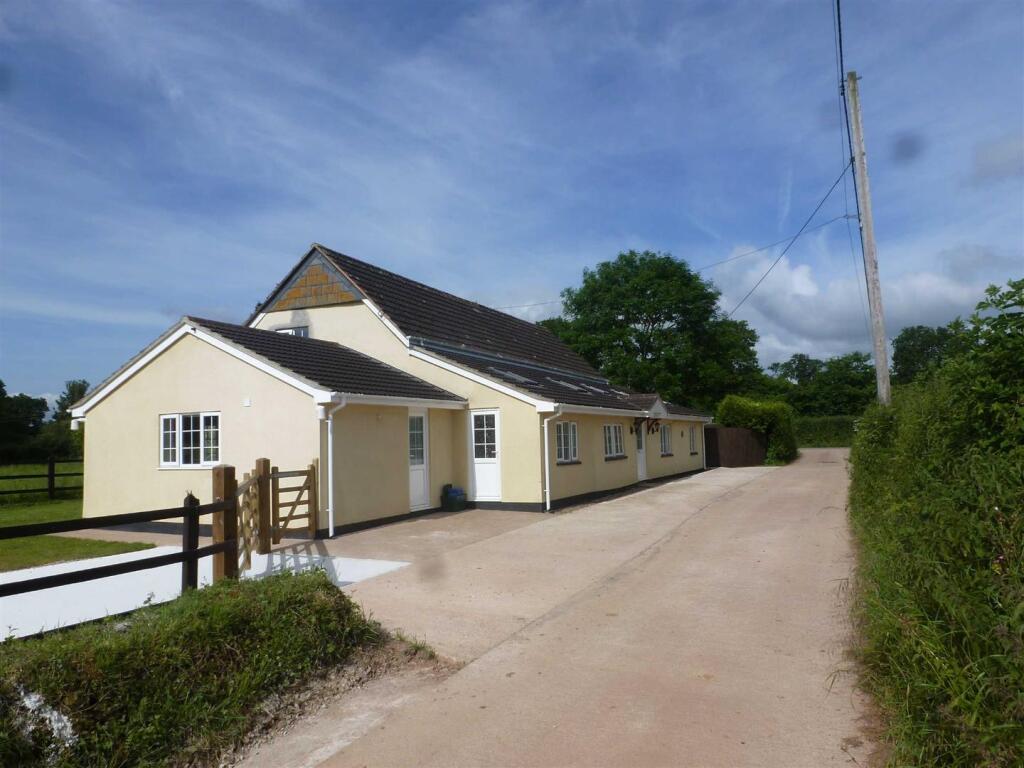 Main image of property: Broadclyst, Exeter