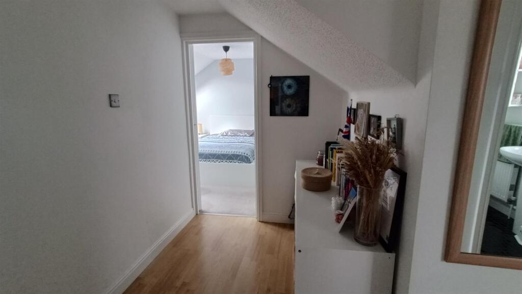 Apartment in Portsmouth - View 2