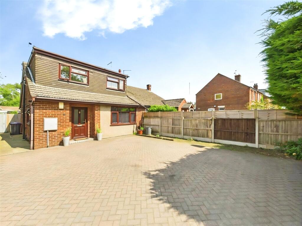 Main image of property: Station Road, North Hykeham, Lincoln, LN6