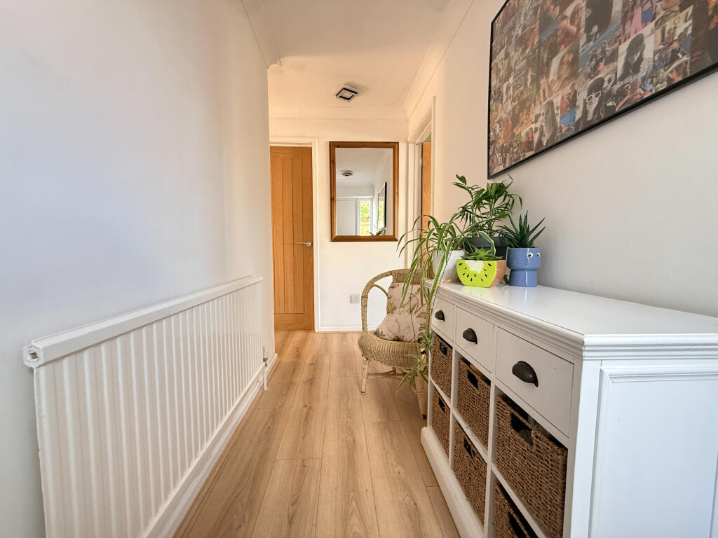 Clover Road, Attleborough, Norfolk photo 5