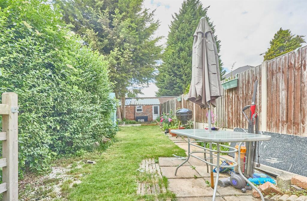 High Street, Earl Shilton - View 4