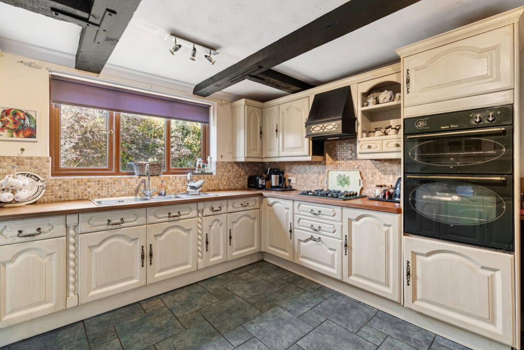 House in Wadebridge, Gonvena - View 4