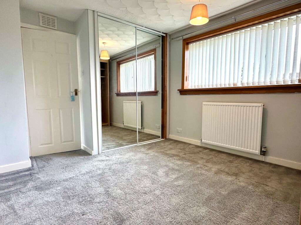 House in Glasgow - More