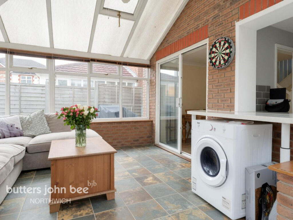 House in Crewe - View 5