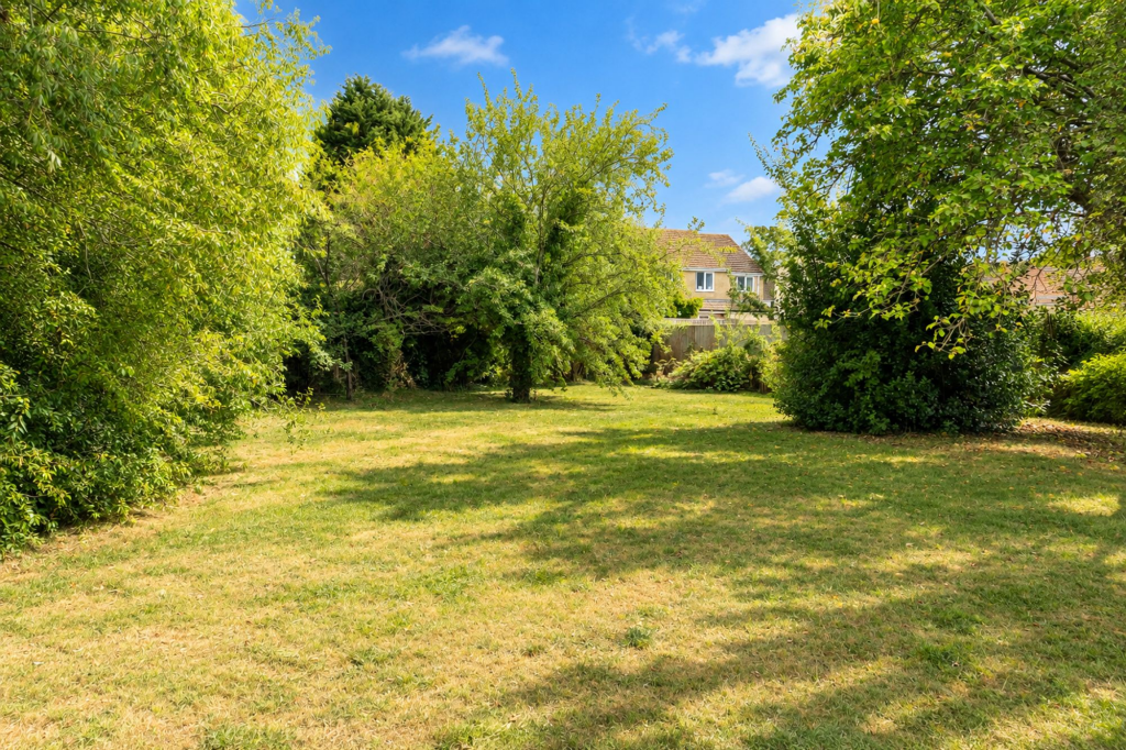 Main image of property: Bicester Road, Kidlington, OX5