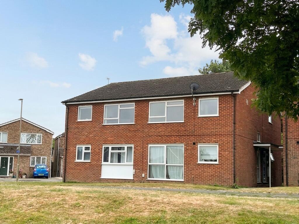 Main image of property: Denbigh Road, Thame, OX9
