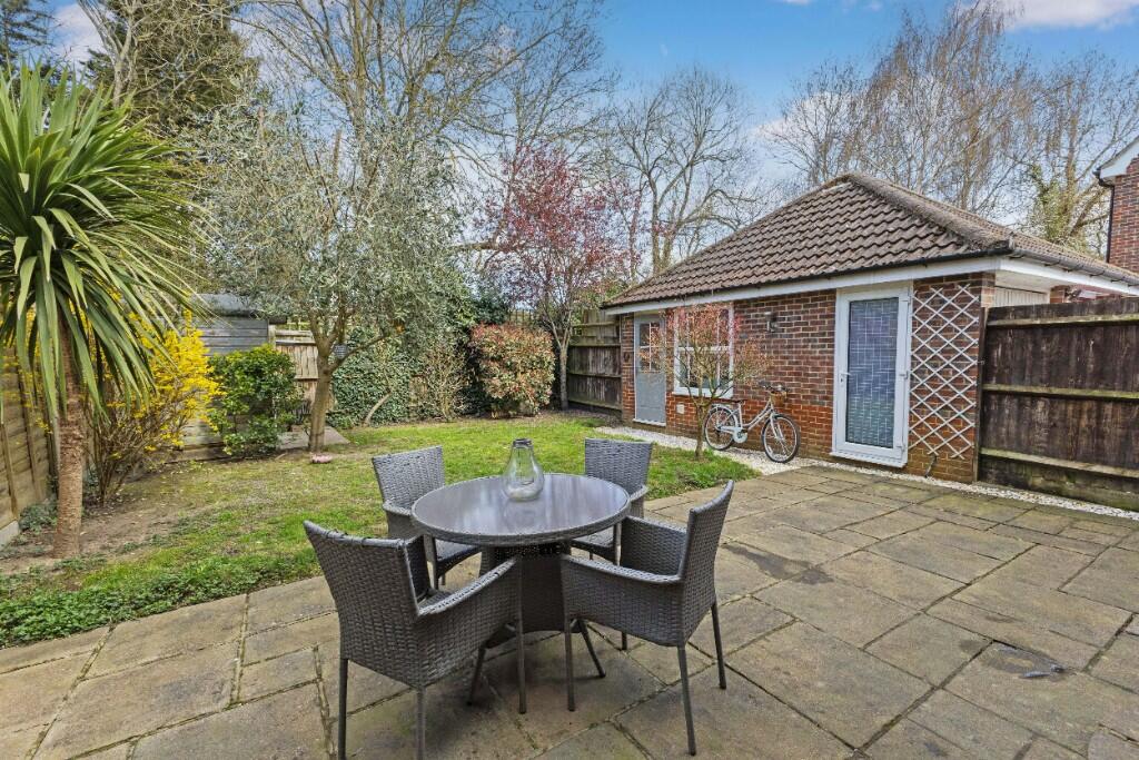 Nine Acres, Cippenham photo 4