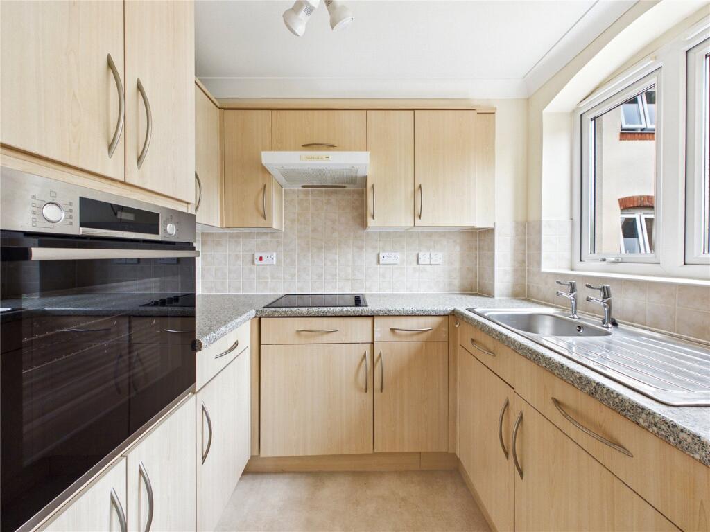 Apartment in Ipswich - View 3