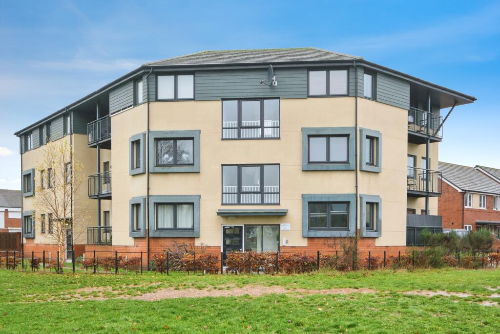 45 Golden Eagle Gardens, Birmingham, B23