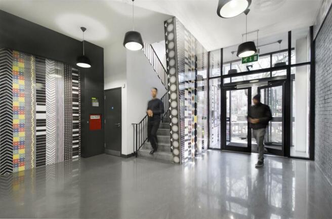 NHfoyer01.jpg