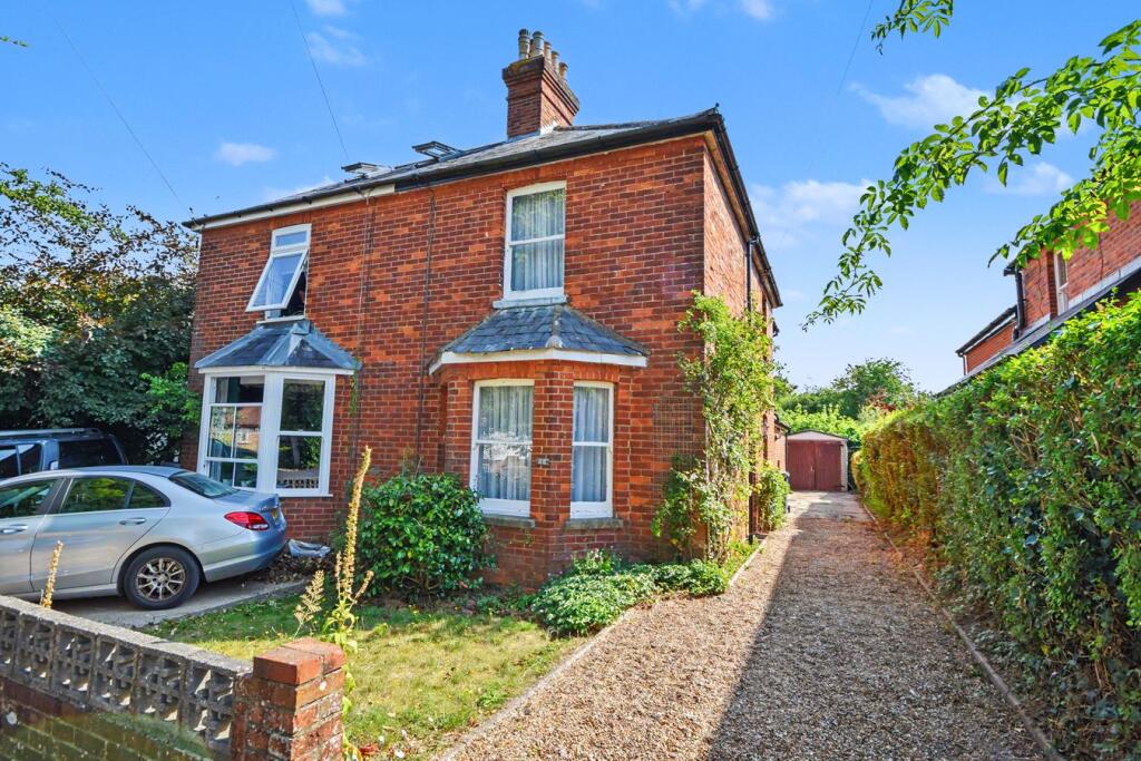 Main image of property: St Johns Road, Farnham, Surrey, GU9
