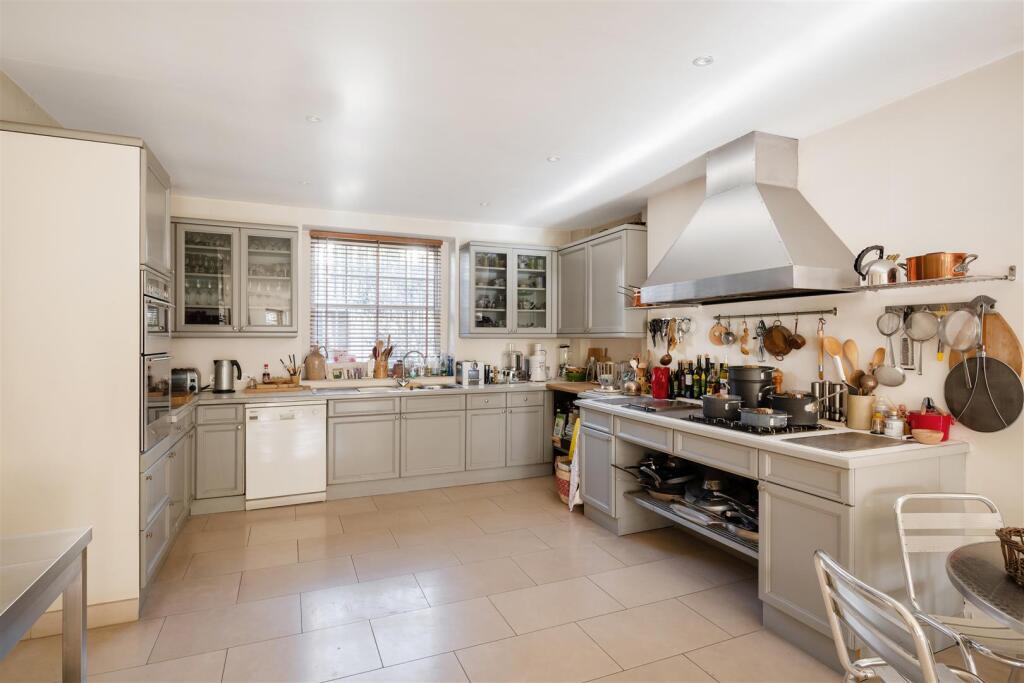House in London, Paddington - View 5