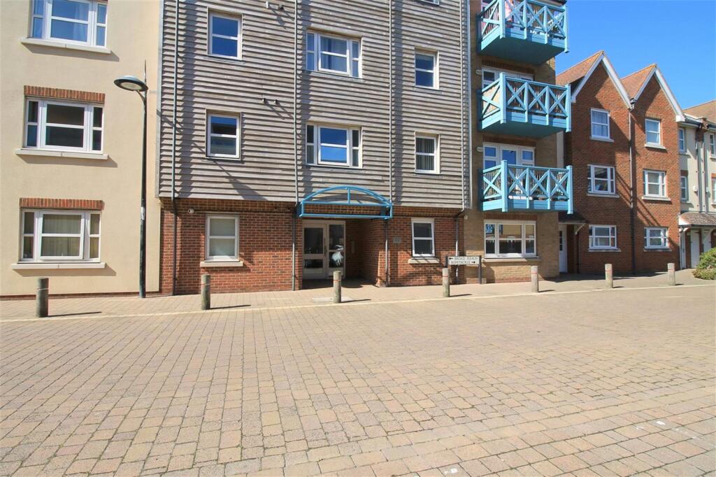 Main image of property: Carrick Walk, Broad Reach Mews, Shoreham By Sea, BN43