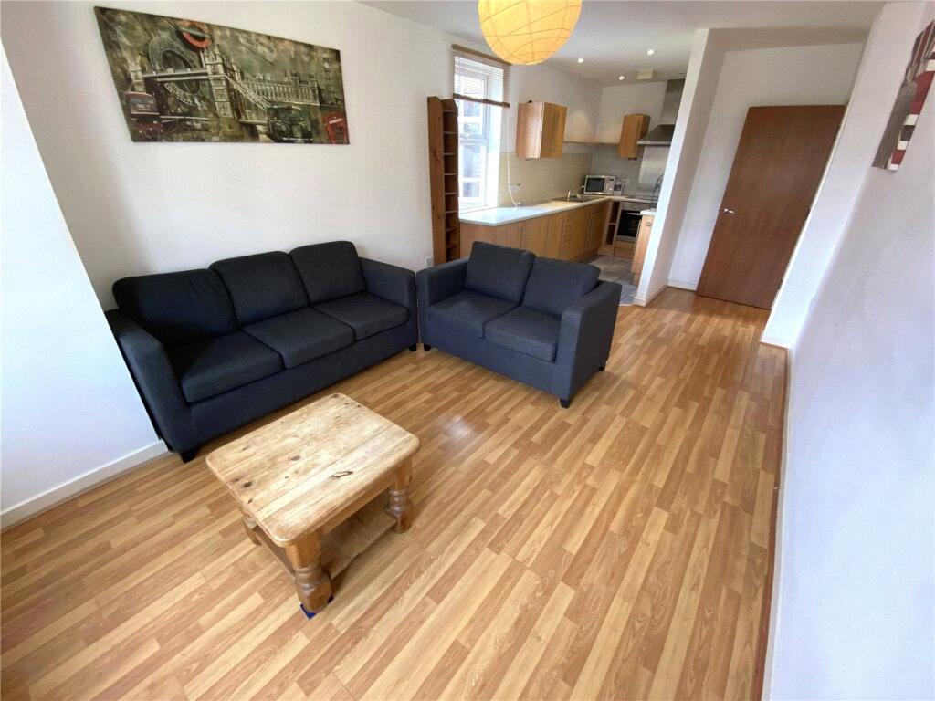 Apartment in Manchester - View 3