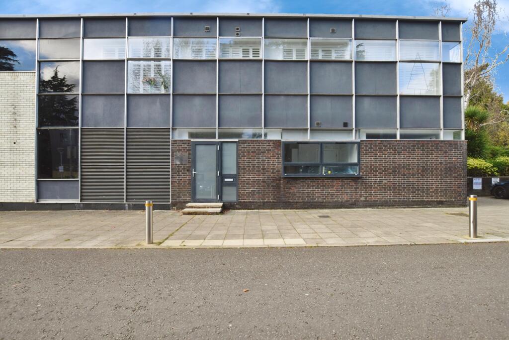 Main image of property: Newsom Place, Hatfield Road, St Albans, AL1