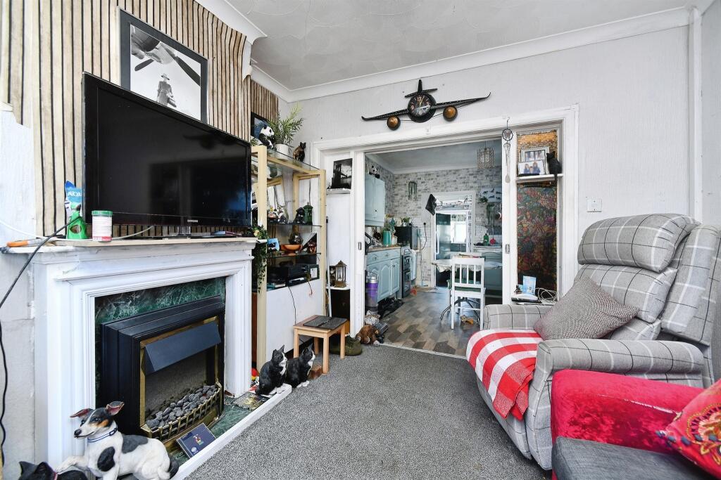 House in Brighton - View 2