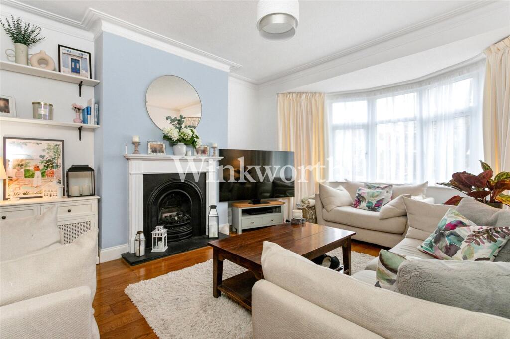 Main image of property: Connaught Gardens, London, N13