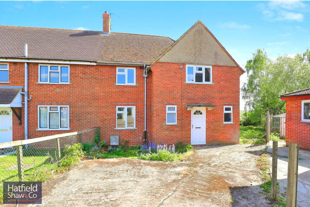 Main image of property: Coronation Place, Steeple Claydon MK18 2PS