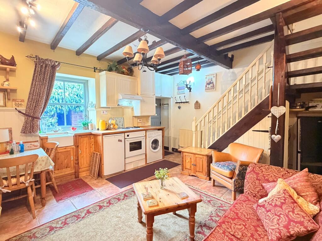 House in Sheffield - View 5