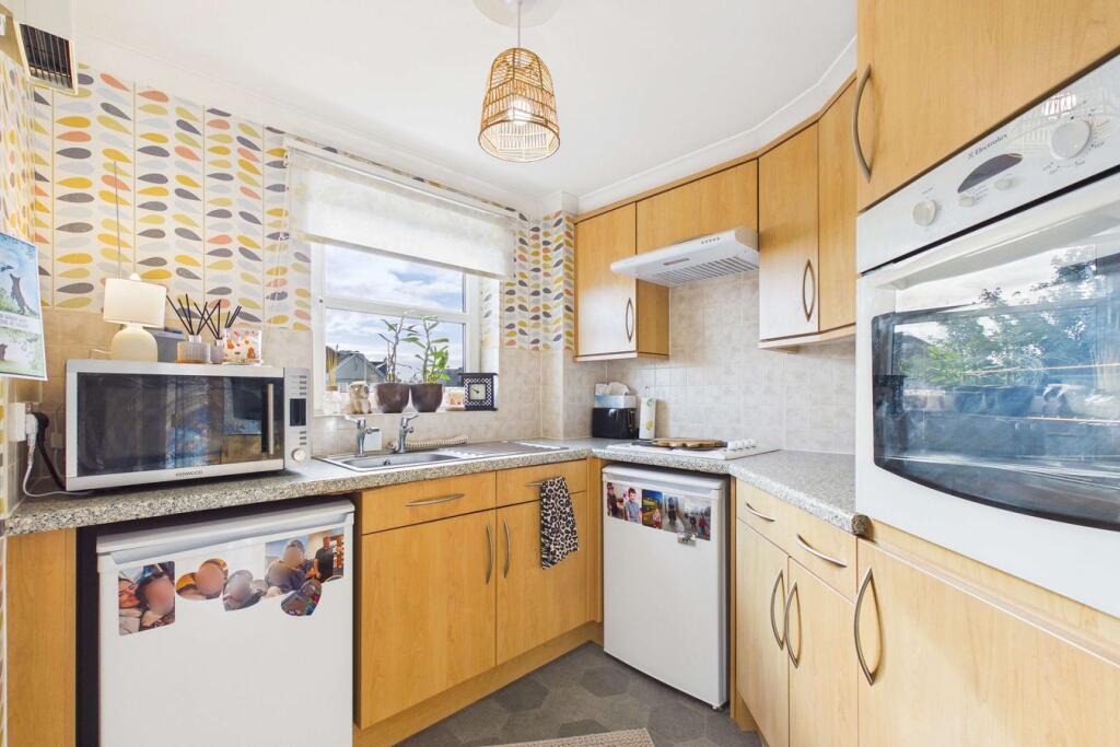 Apartment in Kirkcaldy - View 5
