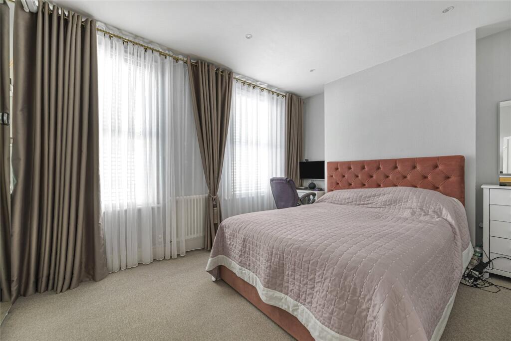 House in London - View 4