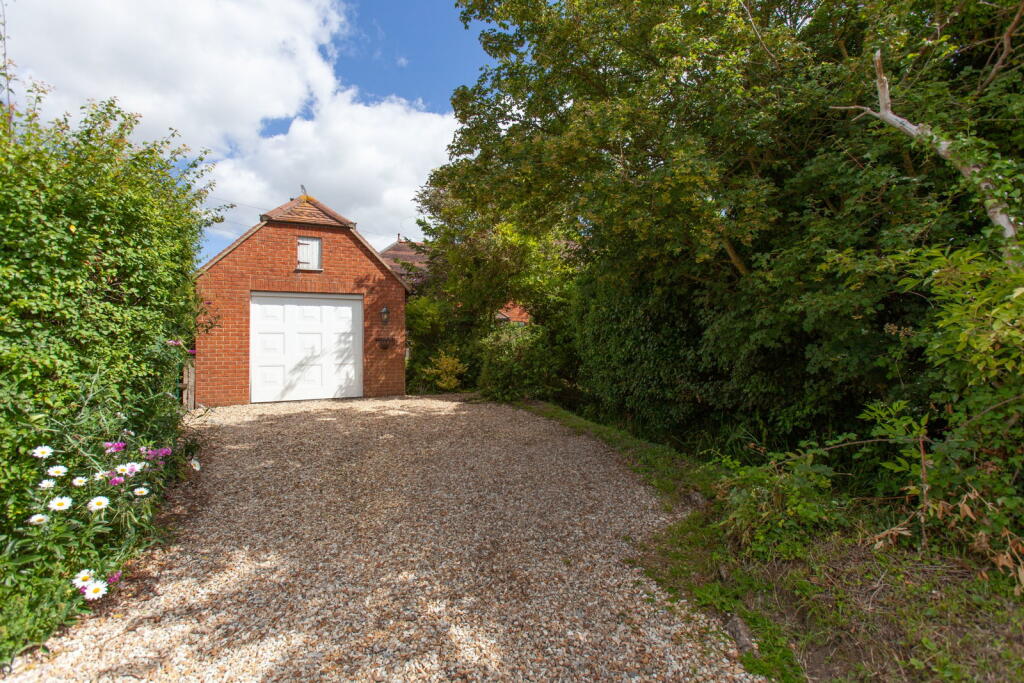 House in Lacock - View 4