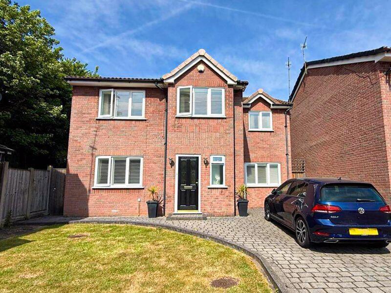 4-bed detached on Moel Famau View, Liverpool, L17, £440,000