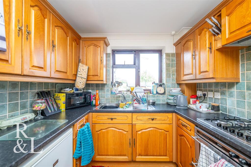House in Wolverhampton - View 4