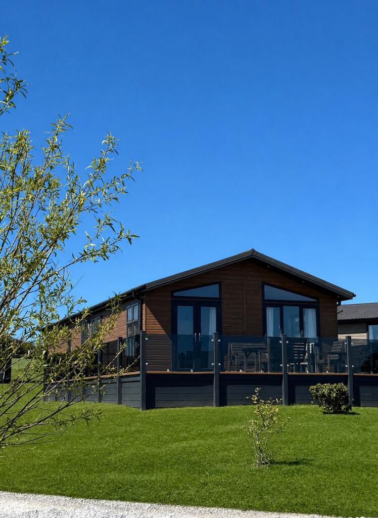 2-bed caravan on Two Bed Wessex Classic, Stag Lodges, Guisborough, Whitby, North Yorkshire, YO21 1TL, £259,000
