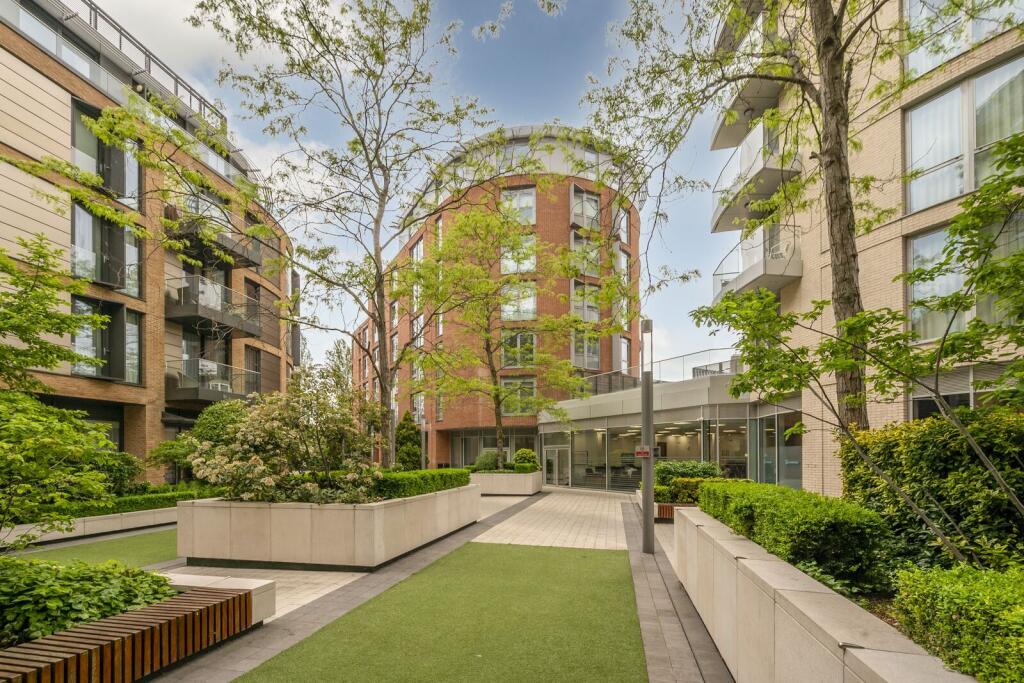 Main image of property: Plaza Gardens, Putney, London, SW15