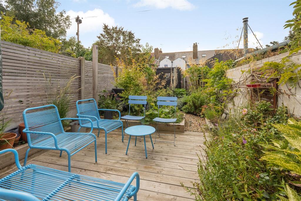 Property photo 8