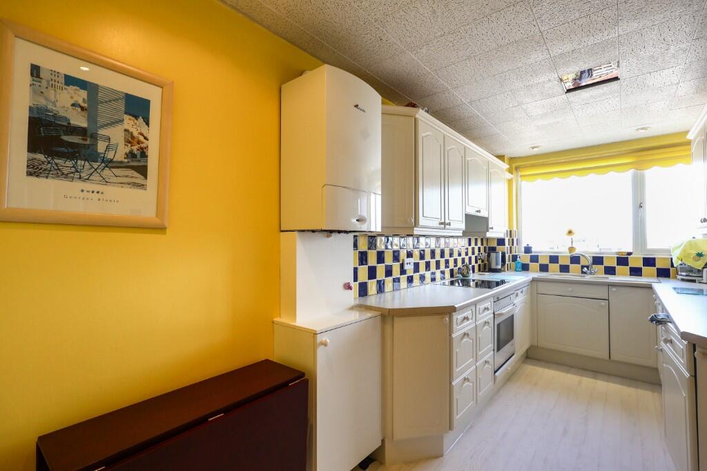 Apartment in Blackpool - More