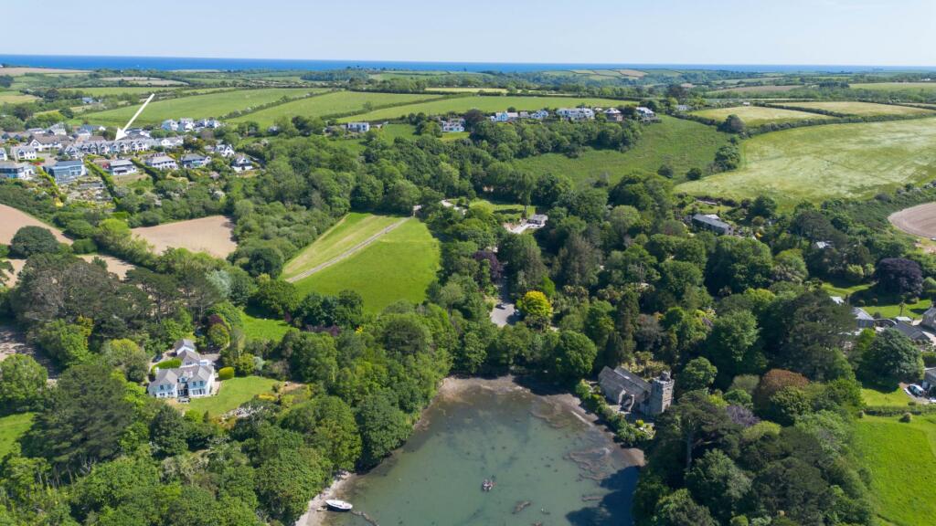 Main image of property: The Lookout, Chapel Close, St Just in Roseland, Nr St Mawes