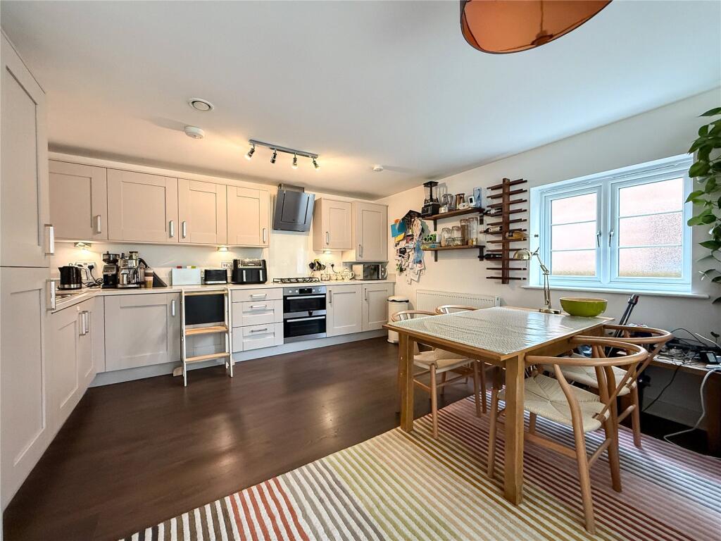 Toddbrook Close, West Didsbury, M20 photo 2