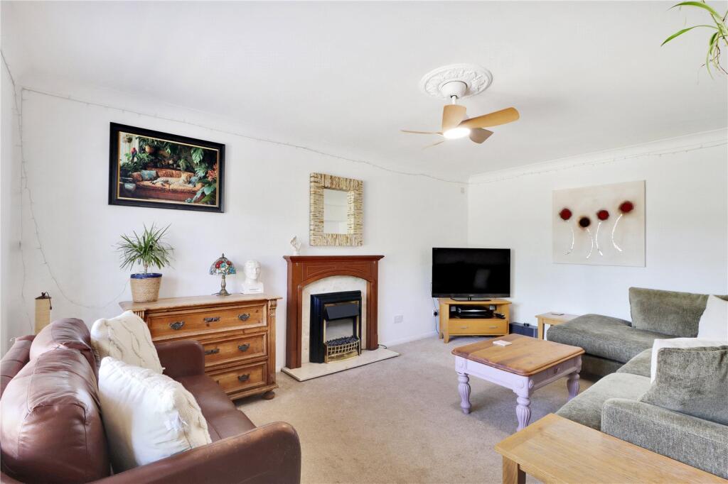 House in Sevenoaks, Otford - More