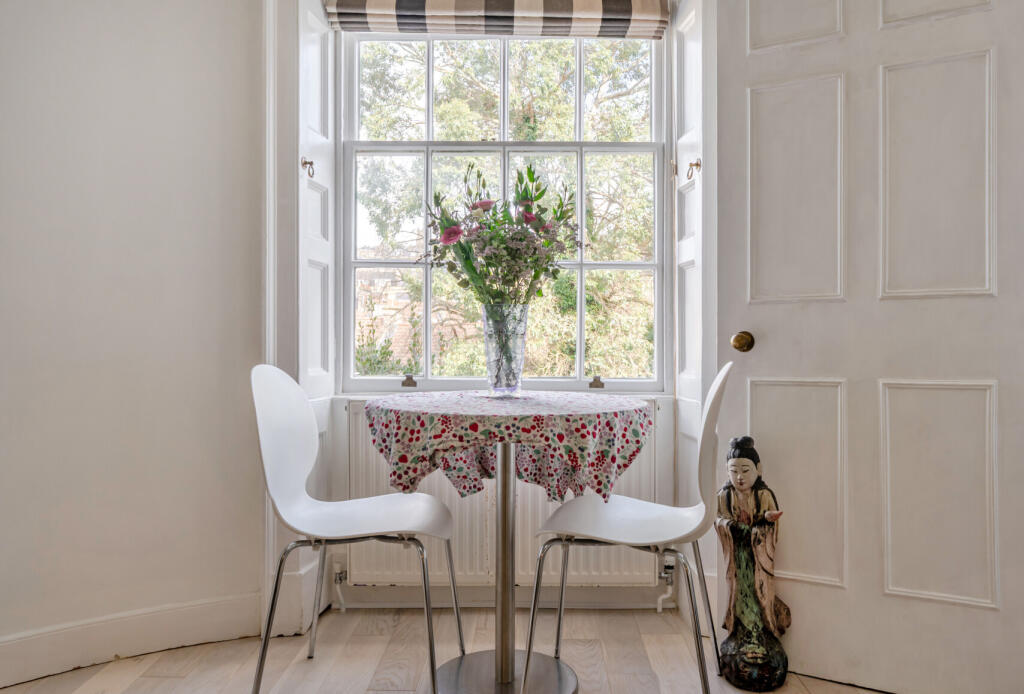 Apartment in Bath, Kingsmead - View 4