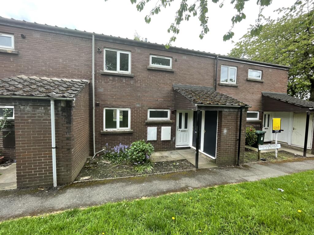1-bed flat on 16 Rosemount Walk, Keighley, West Yorkshire BD21 2EE, £28,000