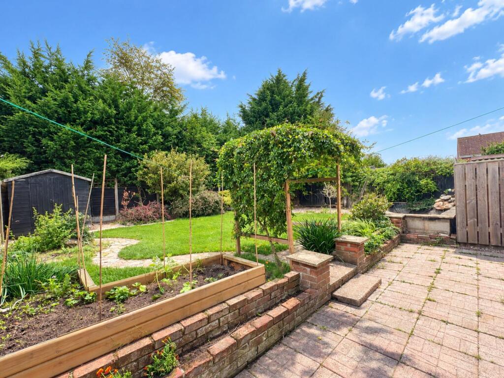House in Hull - View 5