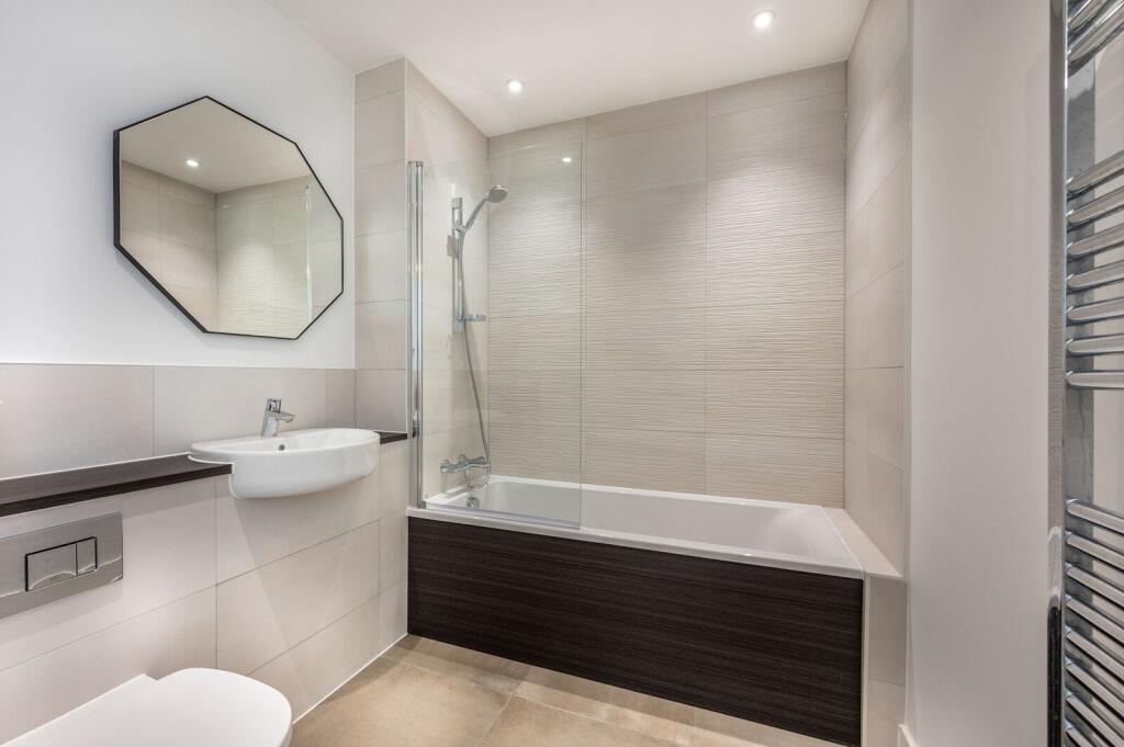 Apartment in London, Motion, Leyton - View 5