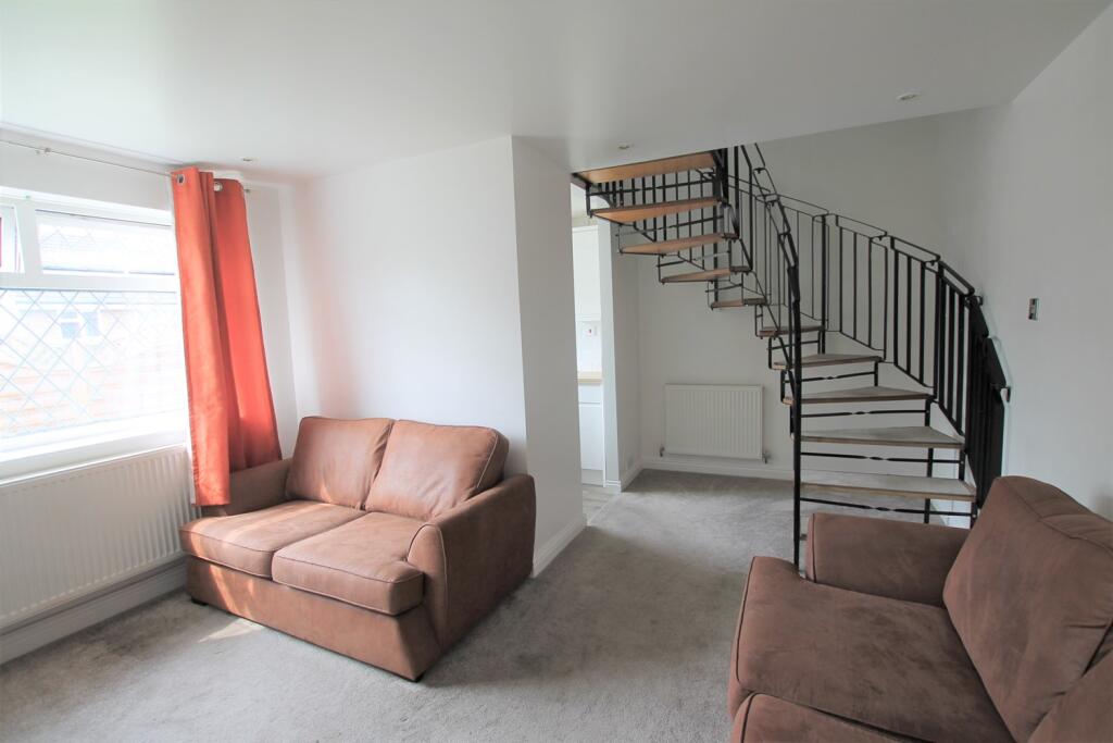 Main image of property: Greenfield Garth, HU6