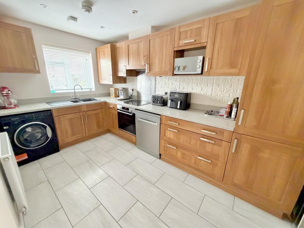 Tuckers Lane, Hamworthy, Poole, BH15 photo 4