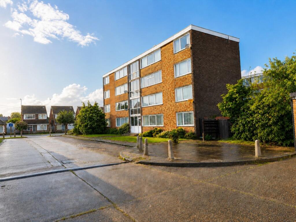 Main image of property: Eversley Court, Roseberry Avenue, Benfleet, Essex
